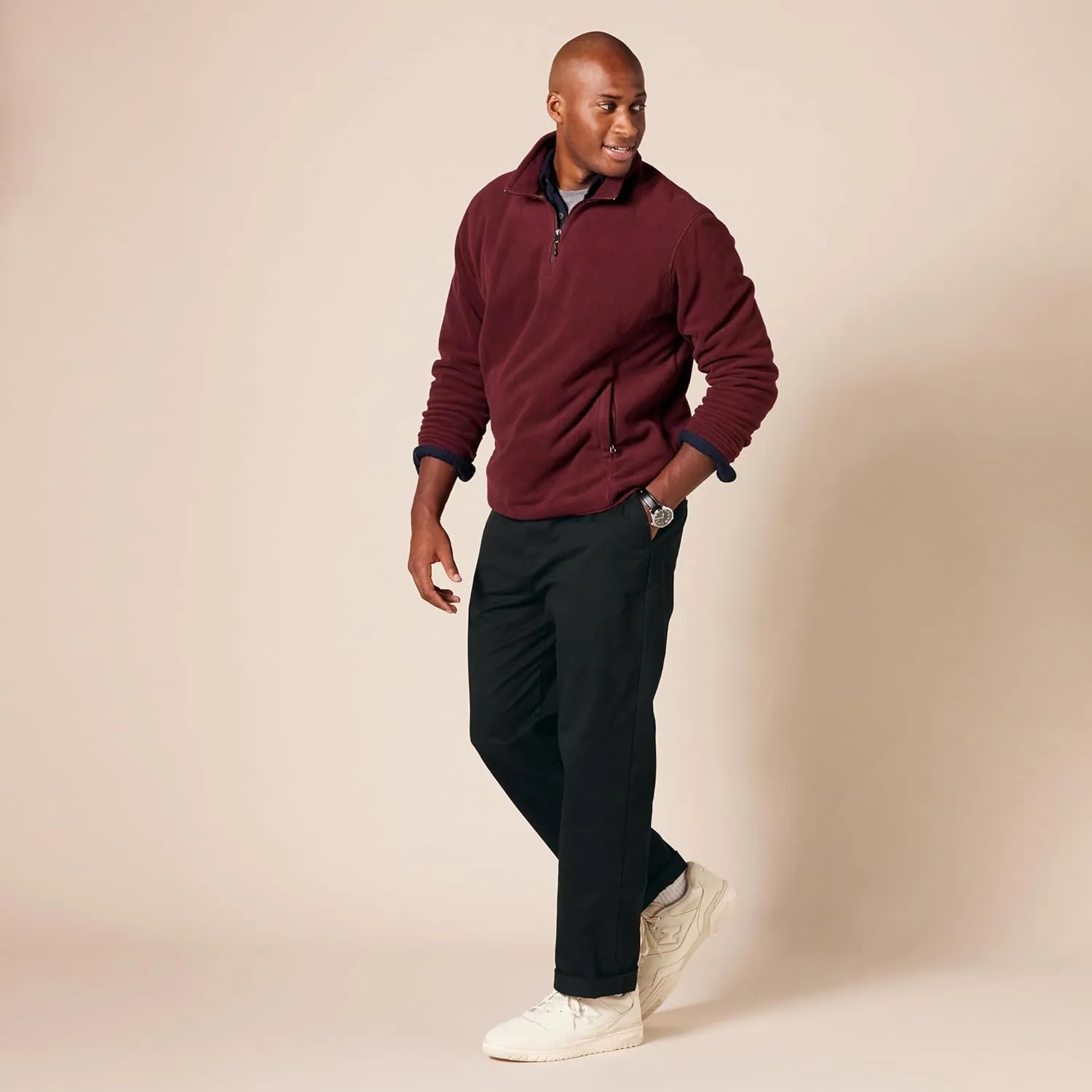 Amazon Essentials Men's Classic-Fit Wrinkle-Resistant Flat-Front Chino Pant (Available in Big & Tall)