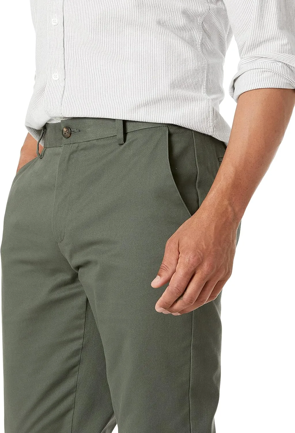 Amazon Essentials Men's Straight-Fit Wrinkle-Resistant Flat-Front Chino Pant