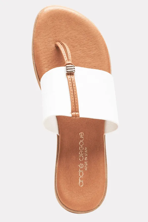 Andre Assous Nice Featherweights Sandals
