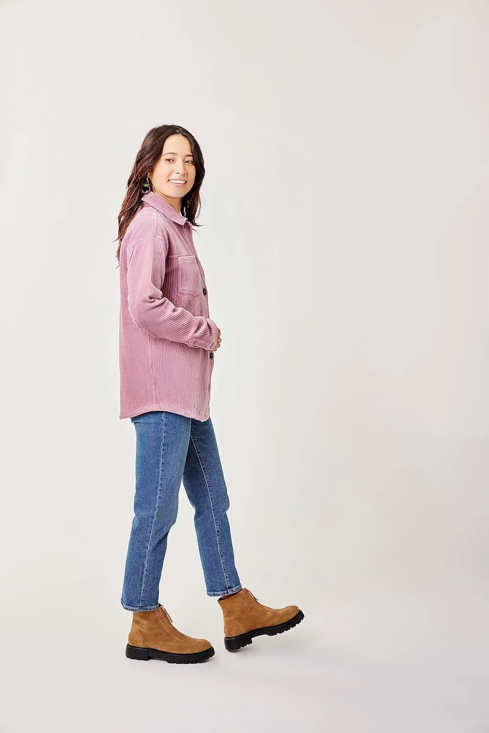 Carve Designs Women's Hudson Stretch Cord Shacket