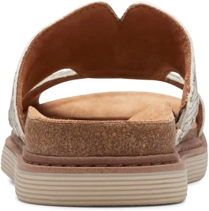 Clarks Women's Arwell Walk Flat Sandal