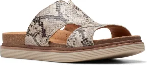 Clarks Women's Arwell Walk Flat Sandal