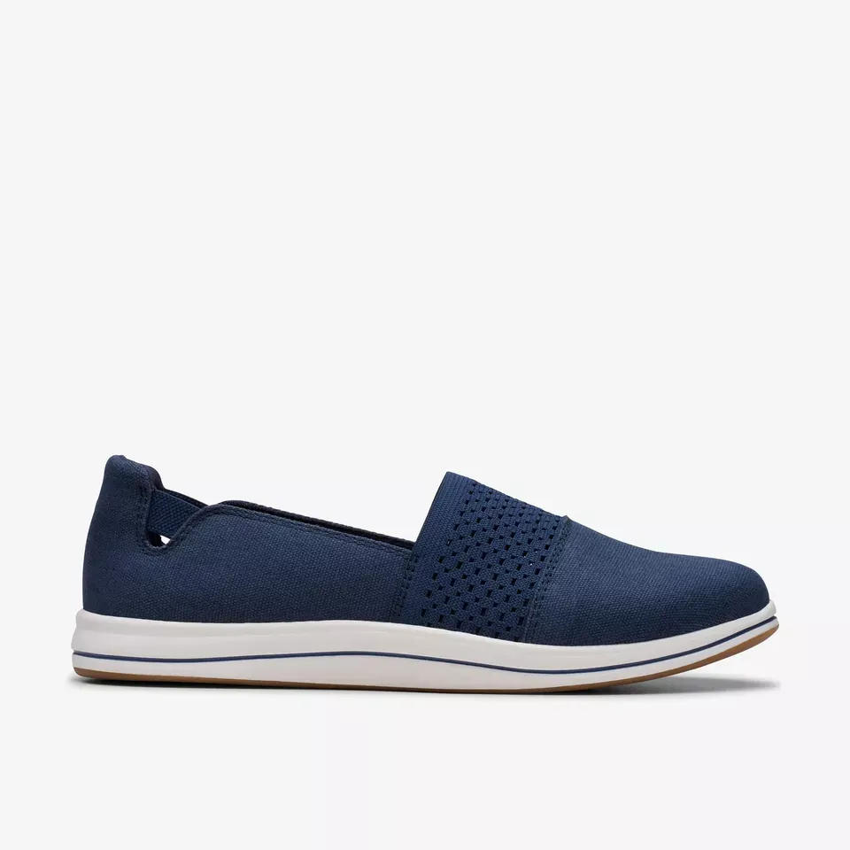 Clarks Women's Breeze Vibe Navy 26181898