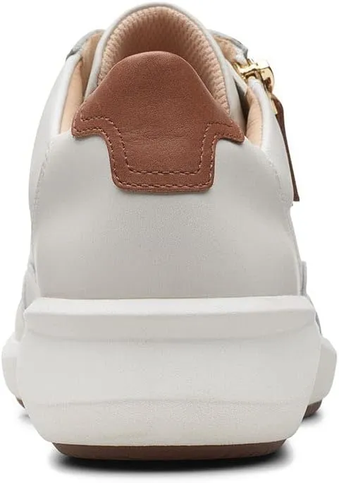 Clarks Women's Un Rio Zip Sneaker