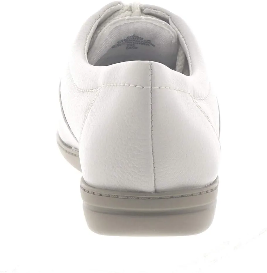 Easy Spirit Women's Motion Leather Oxford