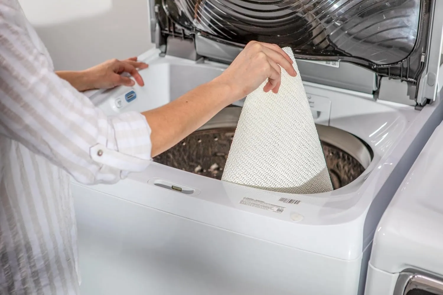 EasyLiner Select Grip Shelf Liner for Drawers & Cabinets - Easy to Install & Cut to Fit - Non Slip Non Adhesive Grip Shelf Liner for Kitchen Drawers, Bathroom, Pantry - 12in. x 24ft. - Taupe,Brown