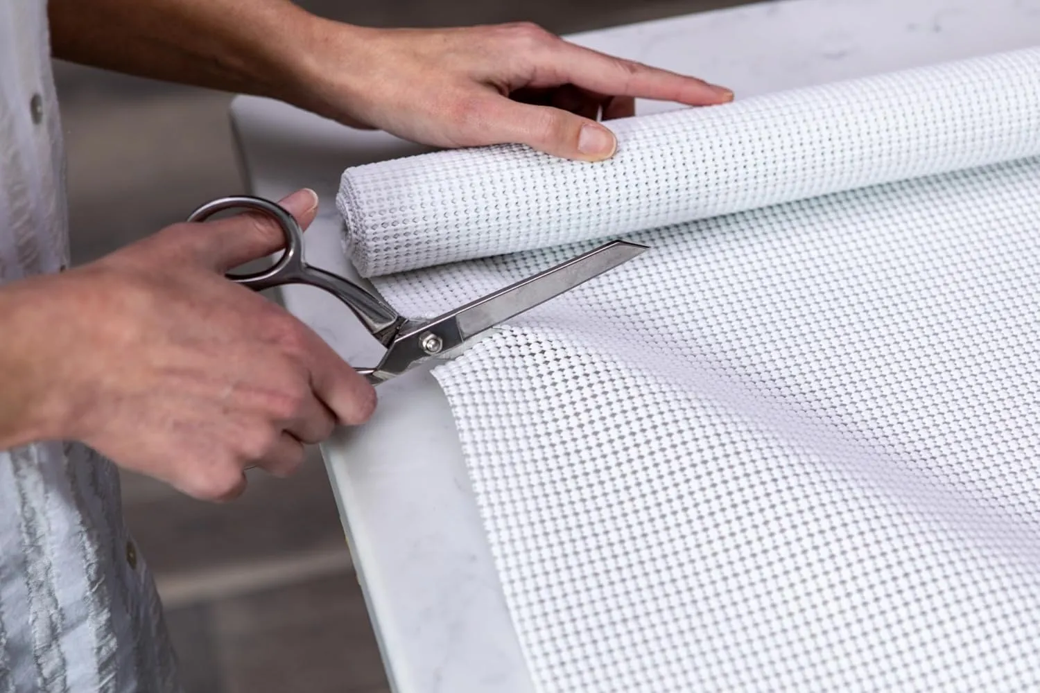EasyLiner Select Grip Shelf Liner for Drawers & Cabinets - Easy to Install & Cut to Fit - Non Slip Non Adhesive Grip Shelf Liner for Kitchen Drawers, Bathroom, Pantry - 12in. x 24ft. - Taupe,Brown