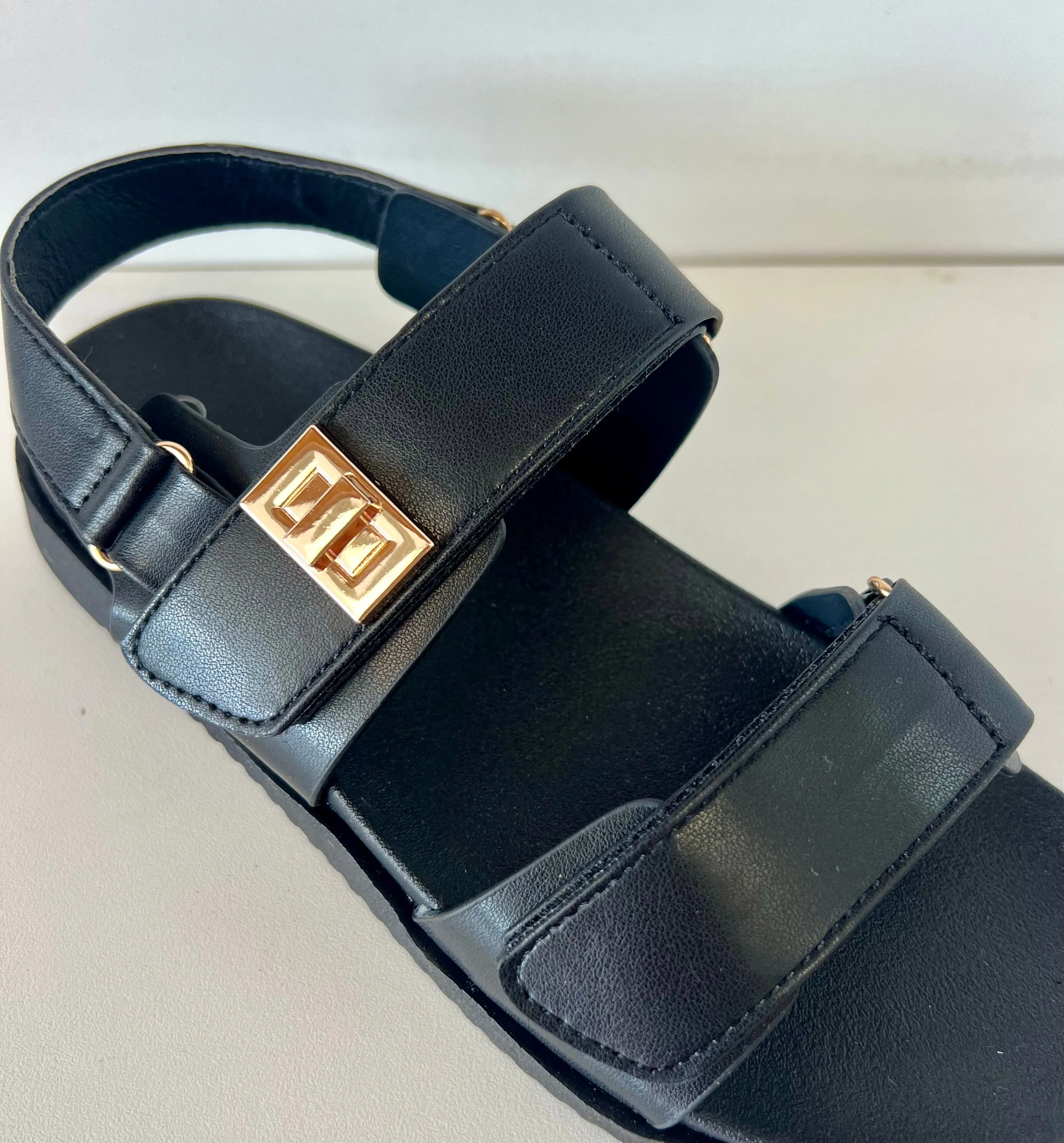GIBSY-02 Black