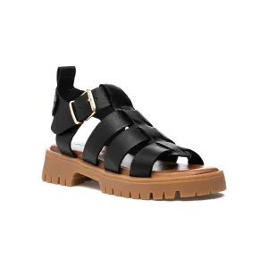 Isaiah Sandal