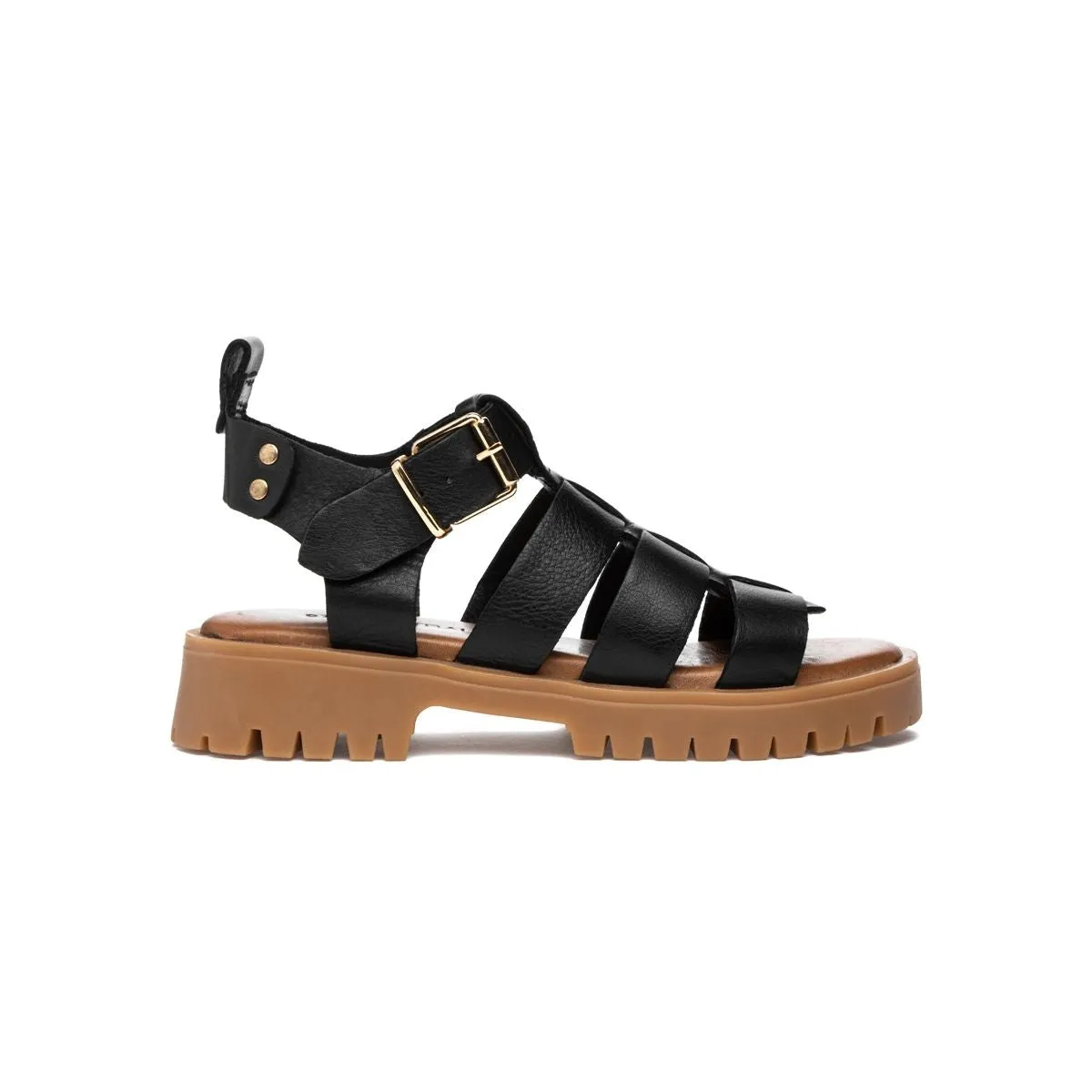 Isaiah Sandal