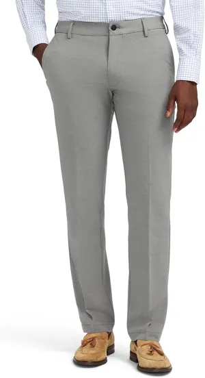 IZOD Men's Non-Iron Stretch Straight Fit Flat Front Traveler Chino Pant