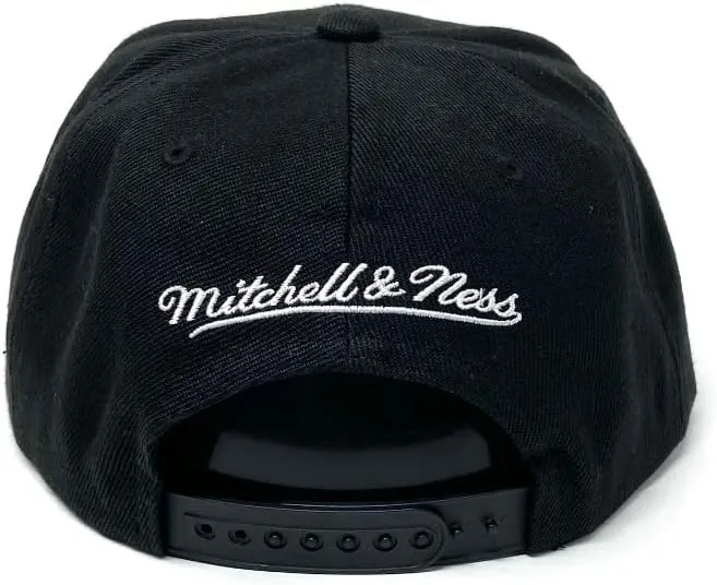 Mitchell & Ness Core Basic Snapback Hat