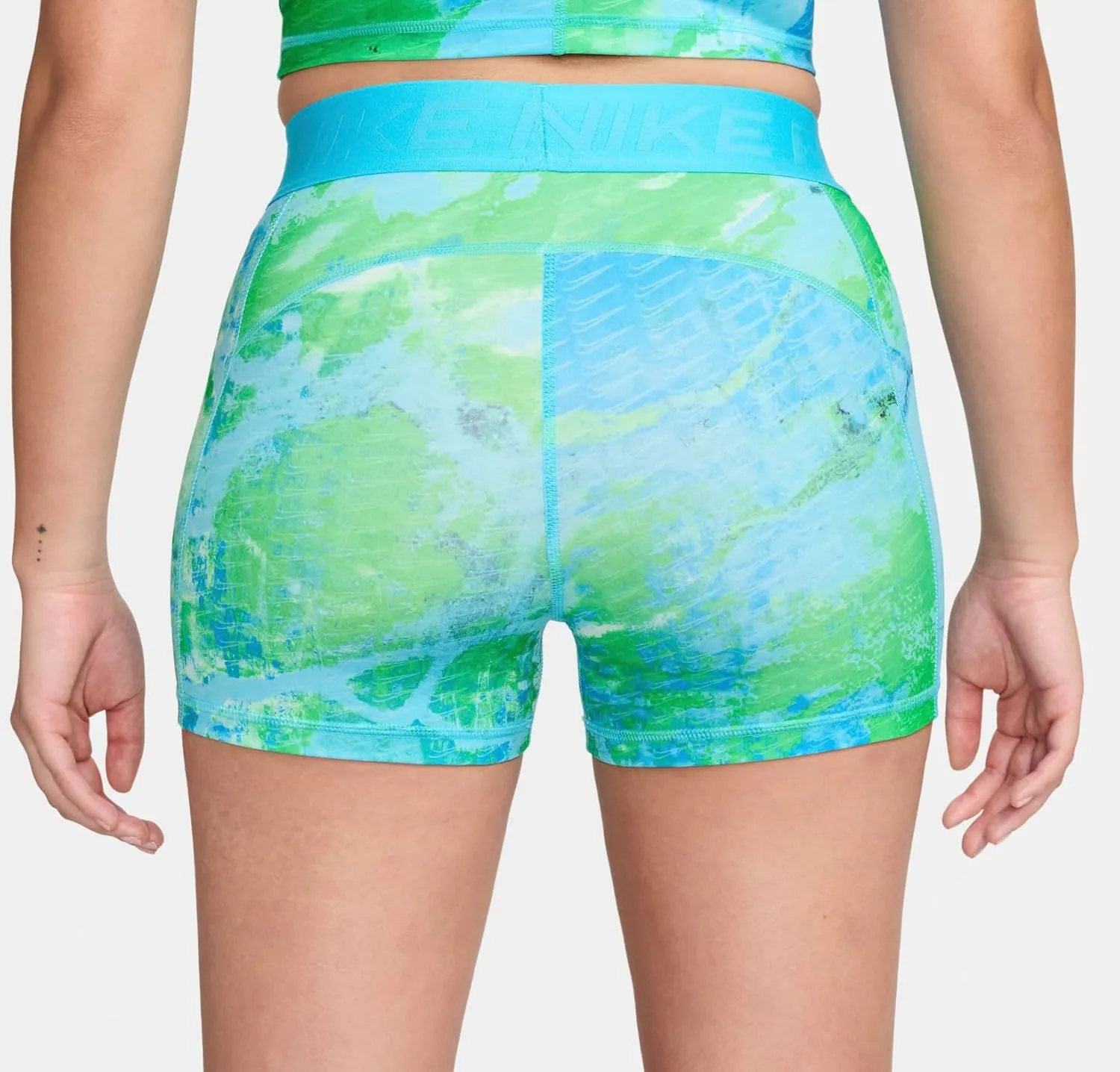 Nike Pro Women's Mid Rise Meta Morph 3" Tight Fit Training Shorts