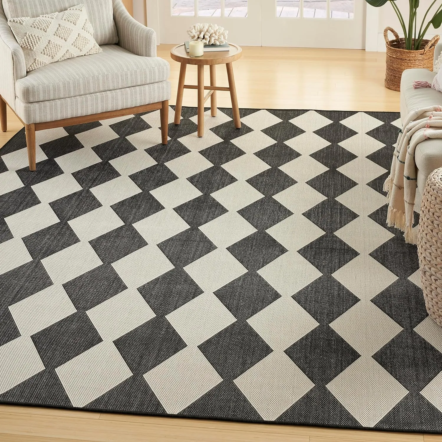 Nourison Positano Indoor/Outdoor Black 6' x 9' Area Rug, Easy Cleaning, Non Shedding, Bed Room, Living Room, Dining Room, Backyard, Deck, Patio (6x9)