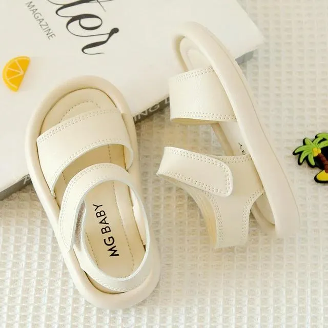 Open Tow Flat Sandal