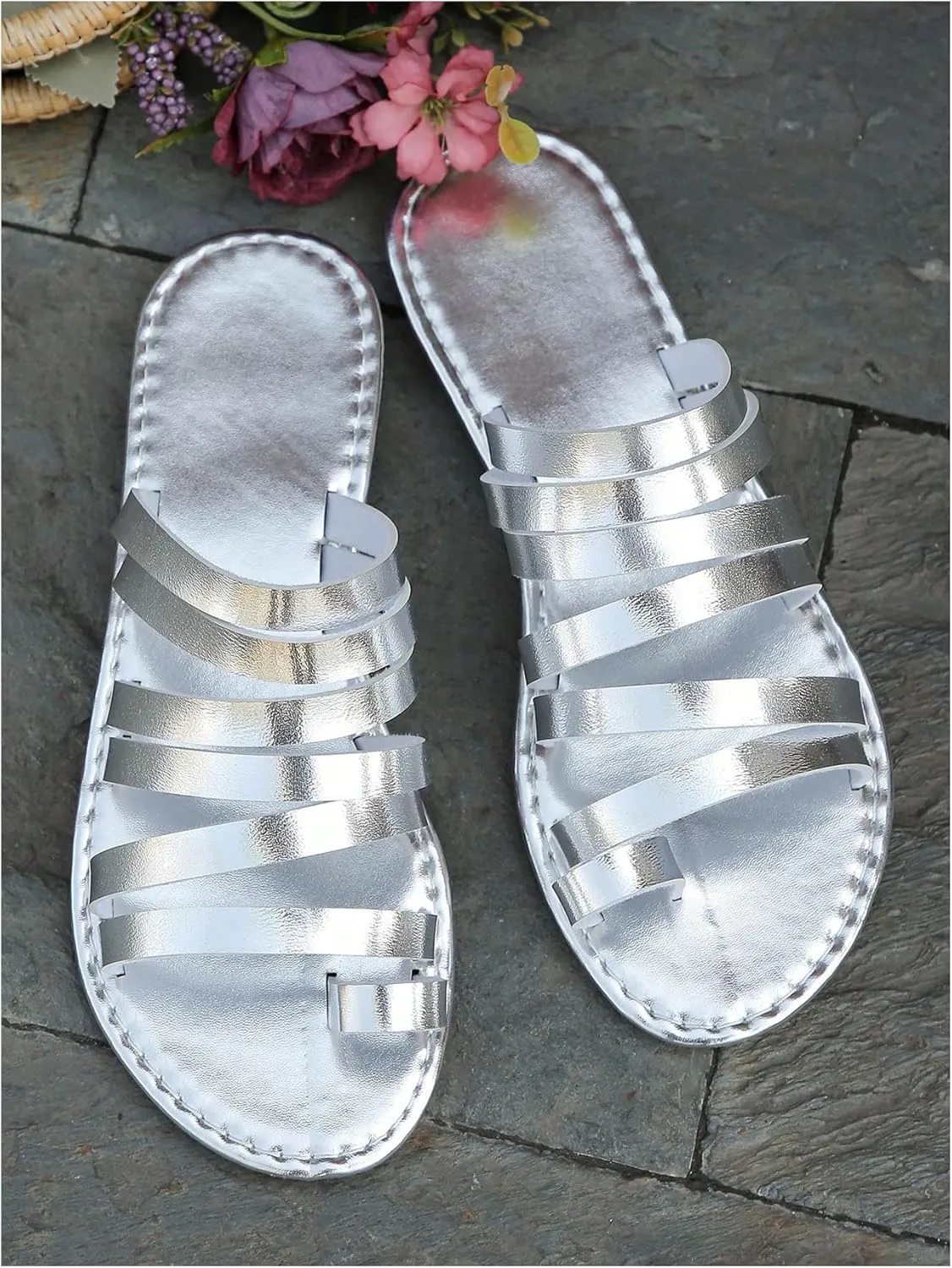 OYOANGLE Women's Metallic PU Leather Toe Post Flat Sandals Open Toe Ankle Strap Sandal Comfortable Walking Slides