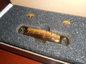 PRS Stop Tailpiece With SAE Studs, GOLD
