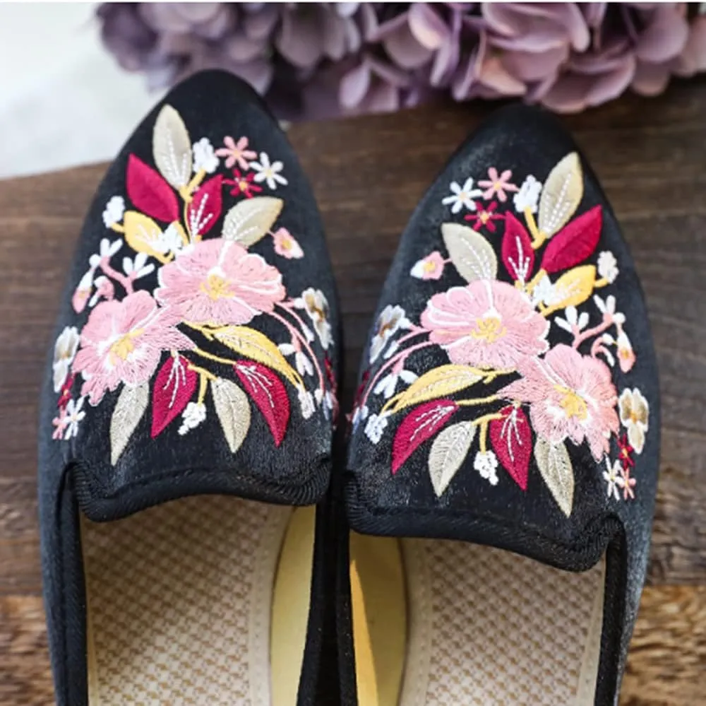 TangDao Women's Embroidered Backless Pointed Toe Slip On Loafers Comfortable Flats Embroidery Mule Slippers Shoes