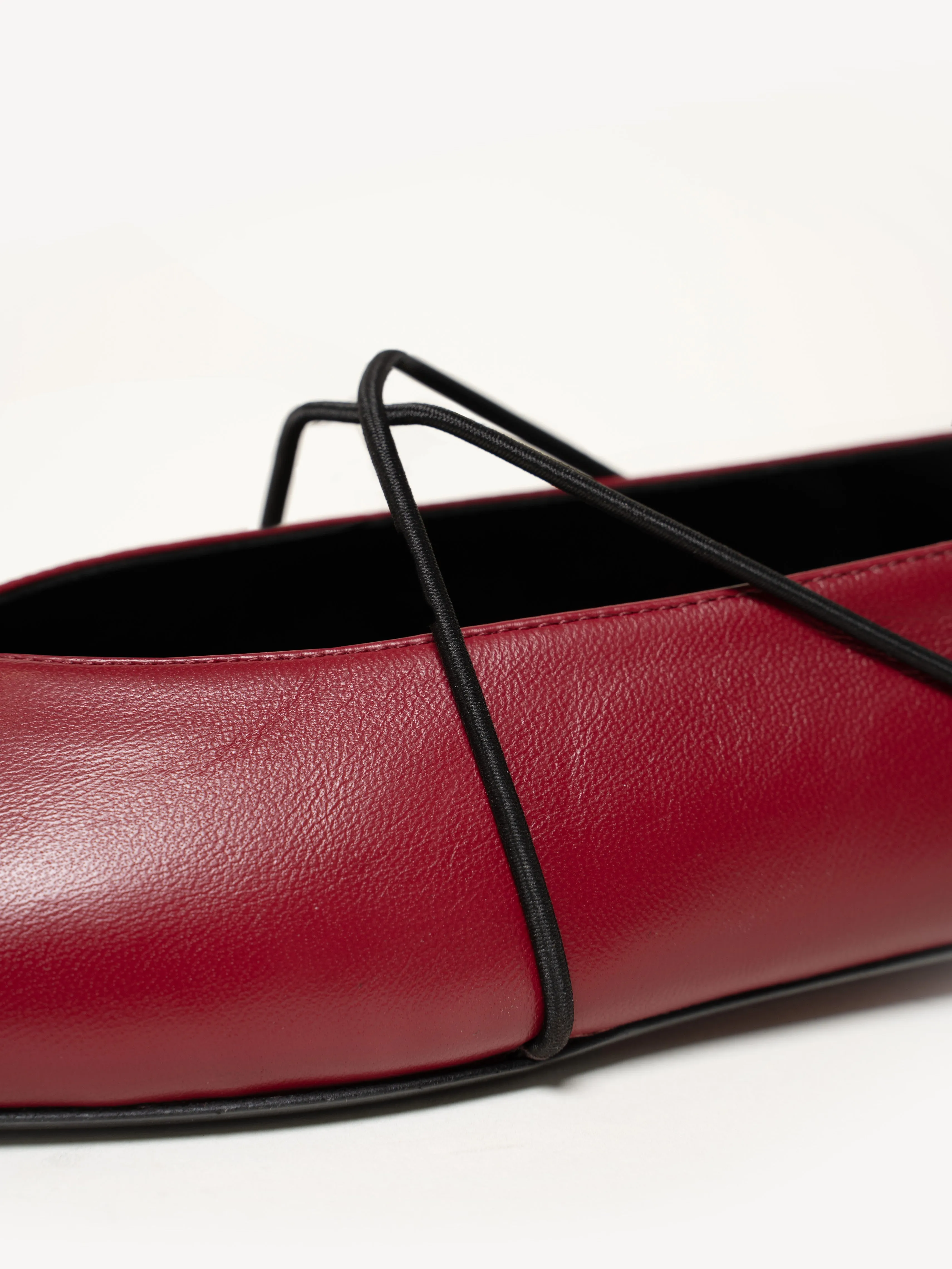 The Una (Sample Sale)