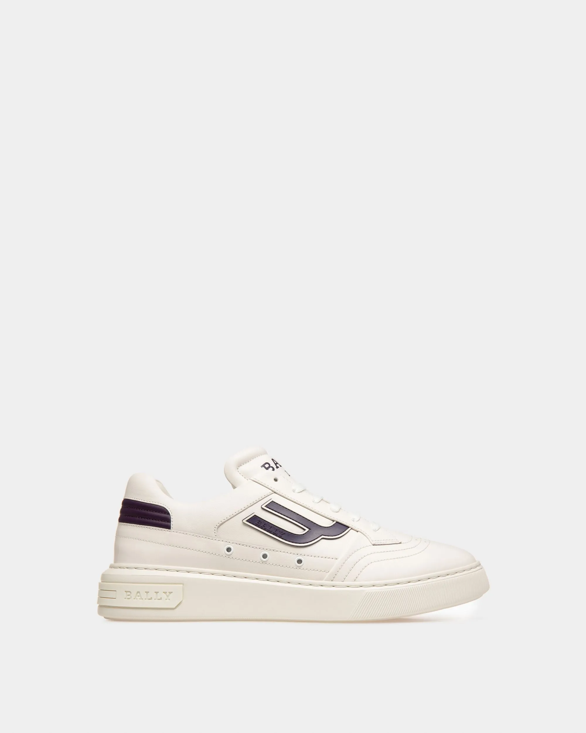 Triumph Sneakers In White And Orchid Leather