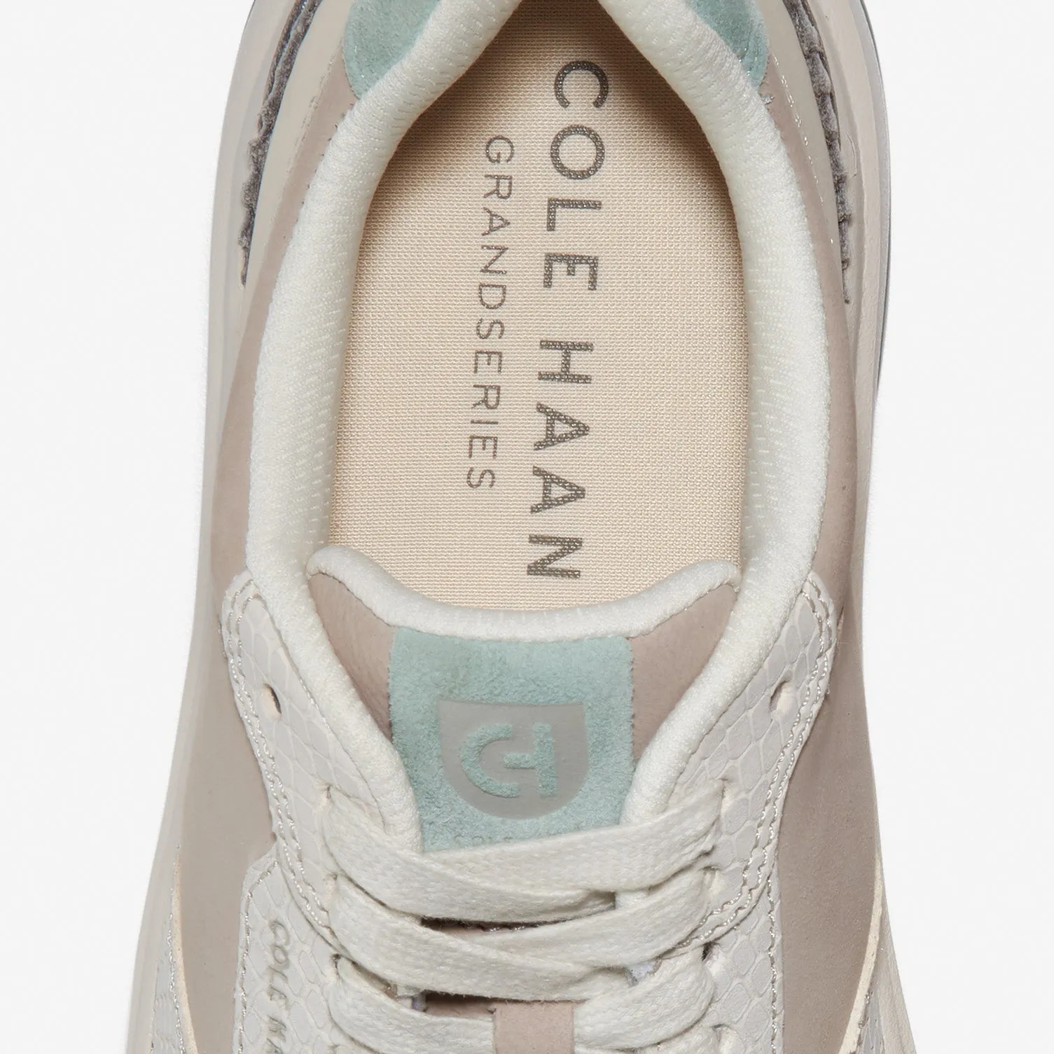 Women's GrandPrø Crossover Sneaker